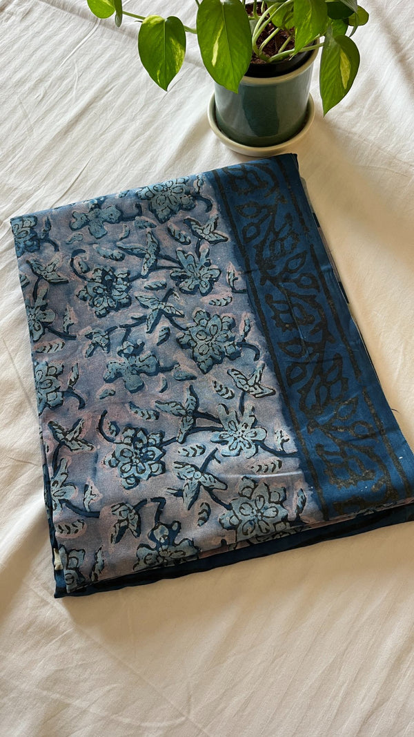 Muslin saree