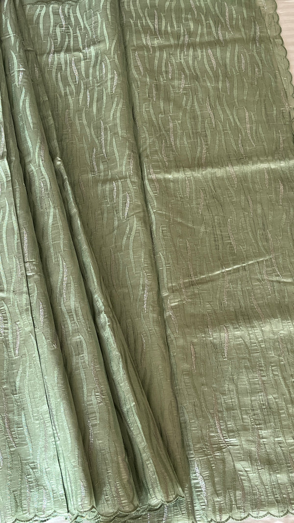 Semi Tussar