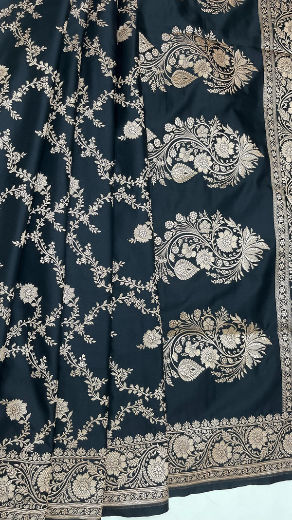 TRADITIONAL BANARASI SAREE