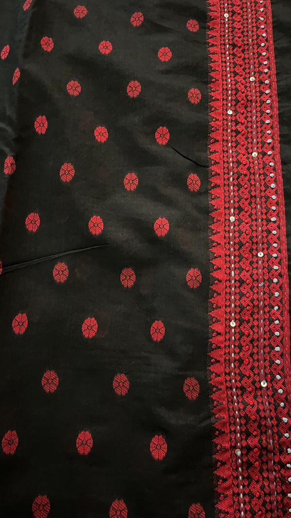 Cotton Saree with French Knot Embroidery