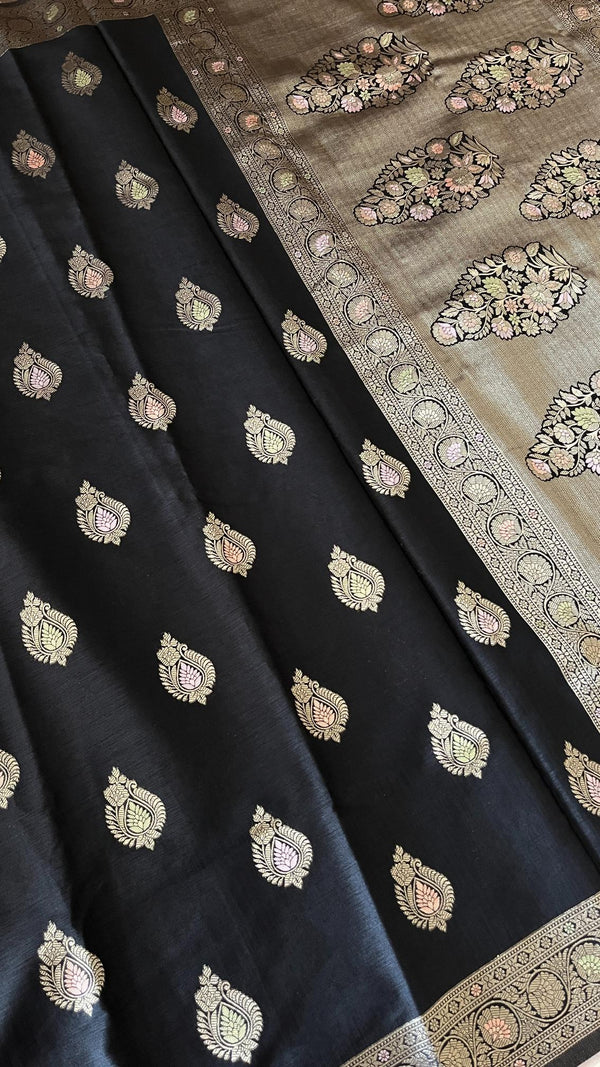 Swarna Kairi Weave Banarasi saree