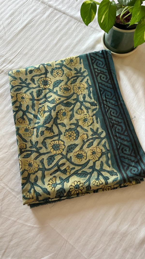 Muslin saree
