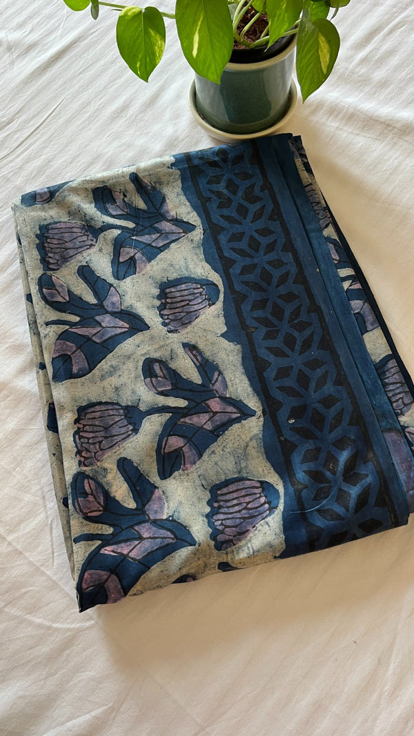 Muslin saree