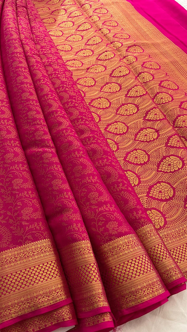 Georgette Banarasi
