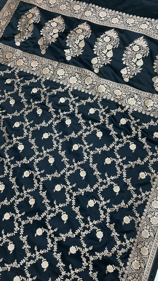 TRADITIONAL BANARASI SAREE
