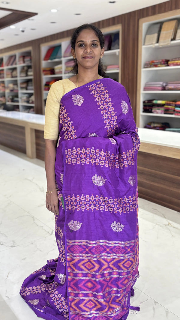 Swarna-Rajat Floral Banarasi Saree