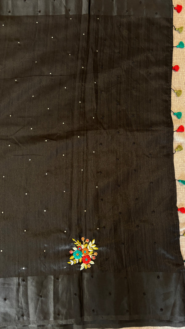 RAW GREEN SILK SAREE WITH BULLAIN FRENCH KNOT